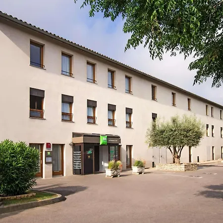 Hotel Ibis Styles La Cité 3*