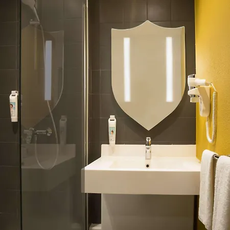 Ibis Styles La Cite 3*