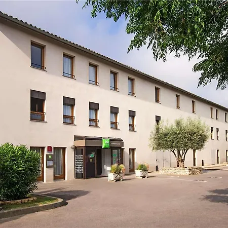 Ibis Styles La Cite Otel 3*