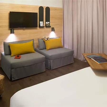 Ibis Styles La Cité 3*