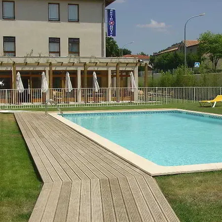 Ibis Styles La Cite قرقشونه