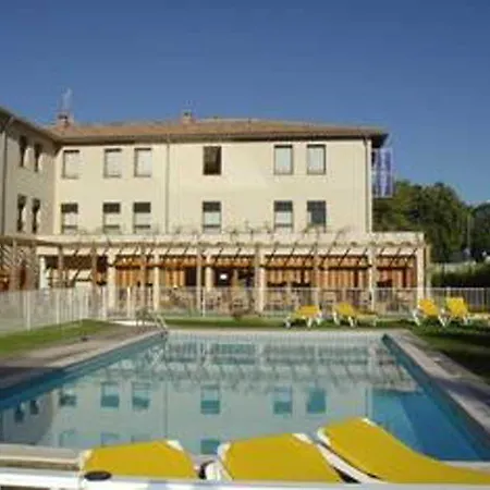 Ibis Styles La Cité 3* Carcassonne