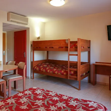 Ibis Styles La Cité 3*