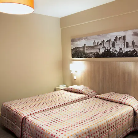 Hotel Ibis Styles La Cité 3*