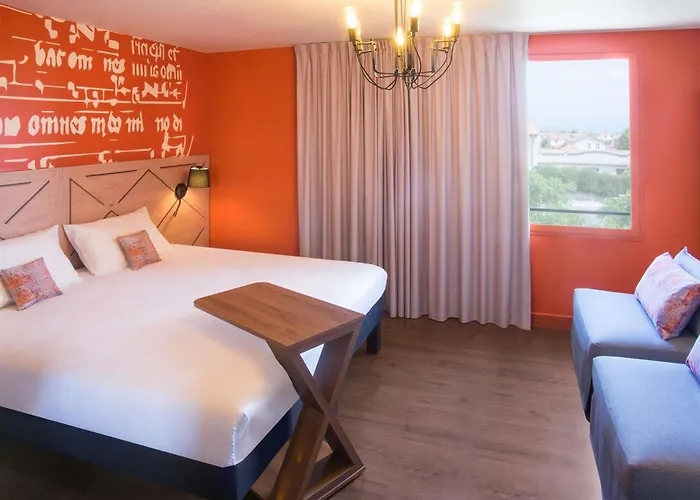 Ibis Styles La Cité Hotel 3*
