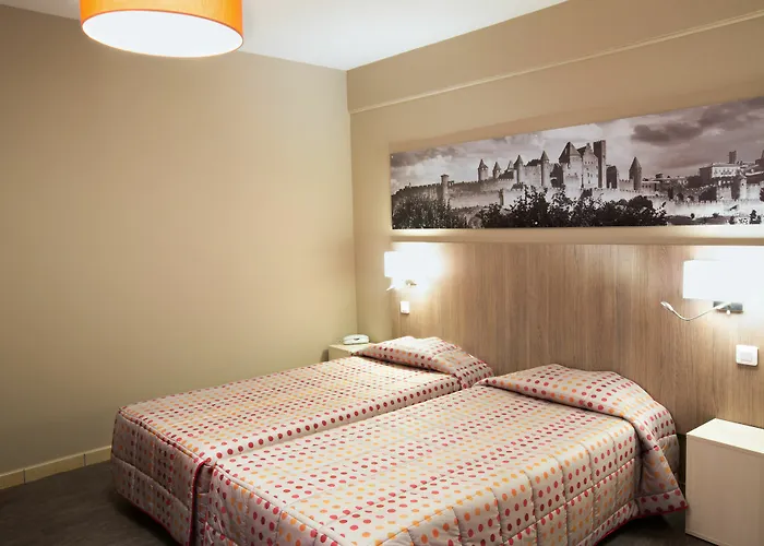 Hotel Ibis Styles La Cité 3*